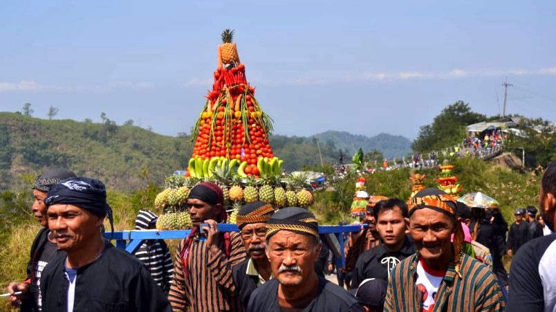 Larung Sesaji
