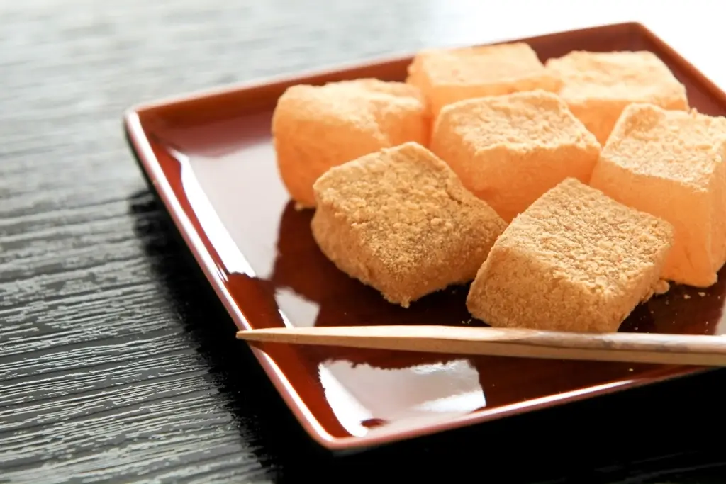 Warabimochi