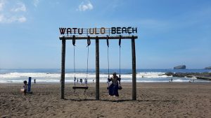 Pantai Watu Ulo