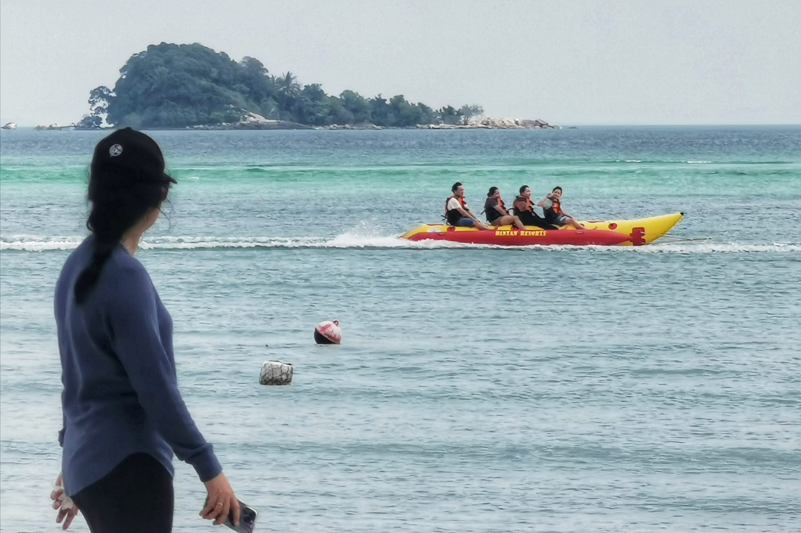 keindahan Pantai Lagoi