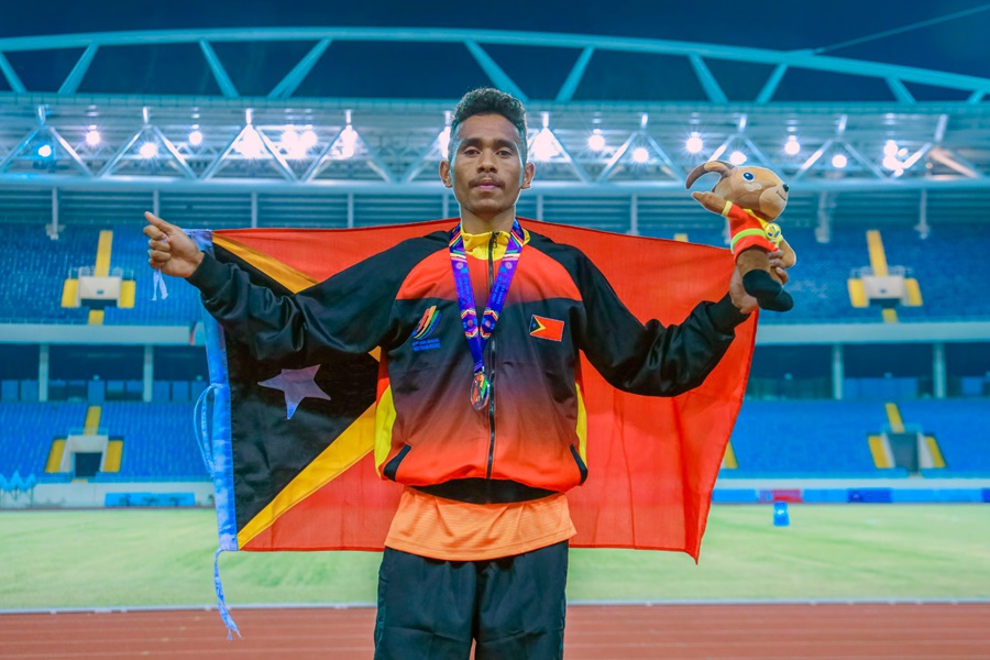 Menjadi Atlet Profesional