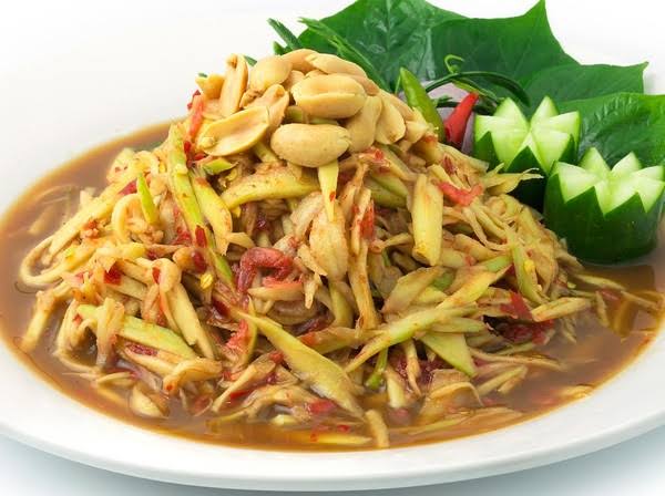 Cara Memilih Rujak Mangga yang Enak