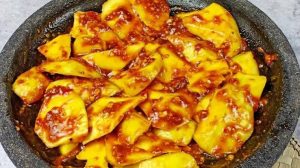 Mengapa Rujak Mangga Populer di Kalangan Gen Z